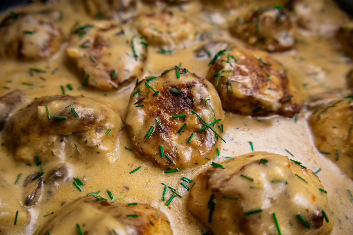 Creamy Chicken Meatballs & Mushrooms