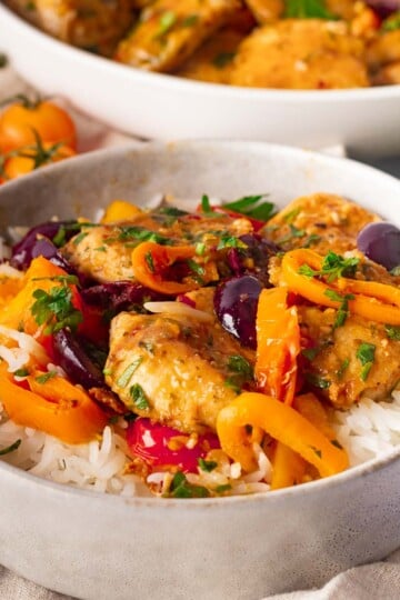 Mediterranean chicken and peppers in a bowl.