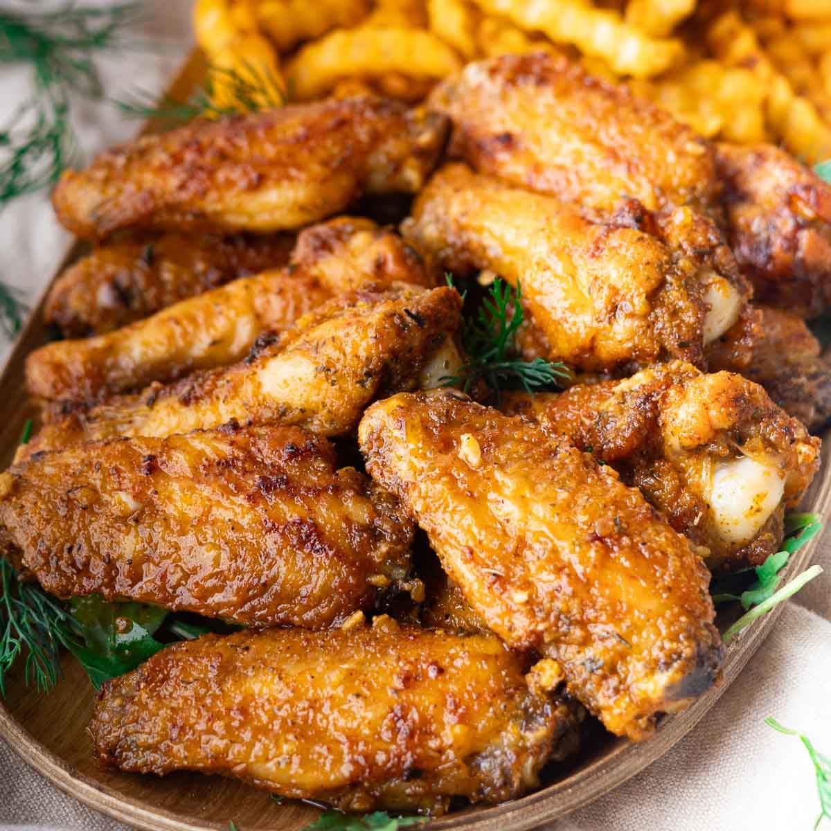 cripsy wings with fries